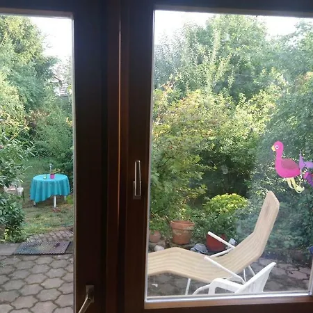 Cosy /terrasse Rum i privatbostad *